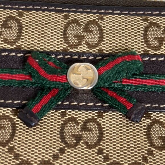 💯Authentic Gucci Zipped Long Wallet with Cherryline 🍀 - Picture 2 of 15